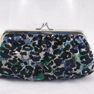 NWOT - MSTYLELAB Clutch Flower Pattern